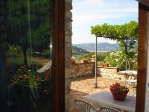 I due cipressi BB Firenze Sud la terrazza di una camera thumb