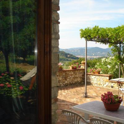 I Due Cipressi B&B a Firenze Sud - La terrazza di una camera